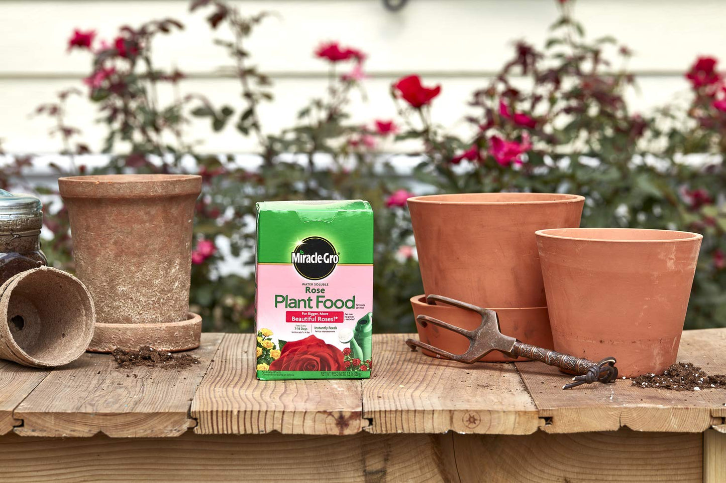 Miracle-Gro Water Soluble Rose Plant Food, 1.5 lb
