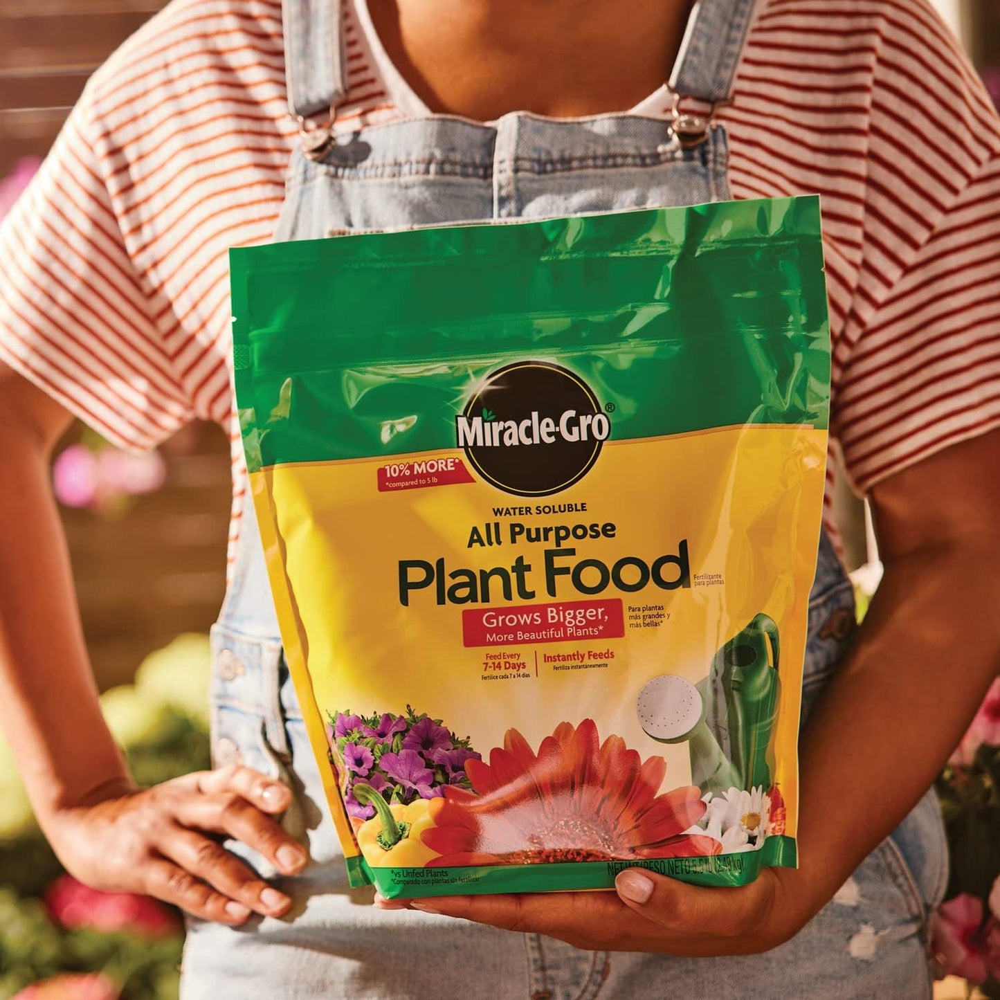 Miracle-Gro Water Soluble All Purpose Plant Food, Plant Fertilizer for Indoor or Outdoor Plants, Roses, Flowers, Houseplants, Vegetables and Trees, 10 lb.
