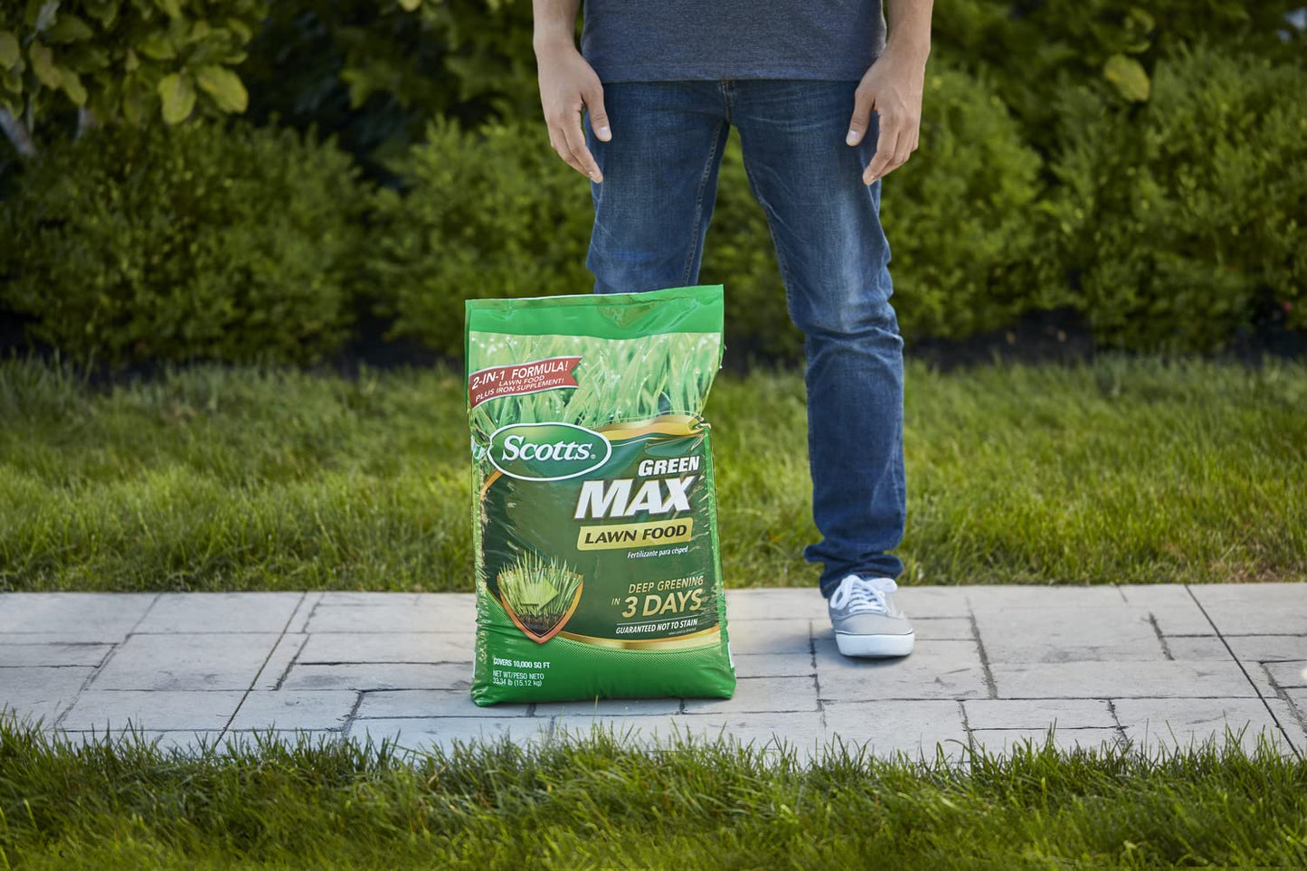 Scotts Green Max Lawn Food, Lawn Fertilizer Plus Iron Supplement for Greener Grass in 3 Days, 5,000 sq. ft., 16.67 lbs.