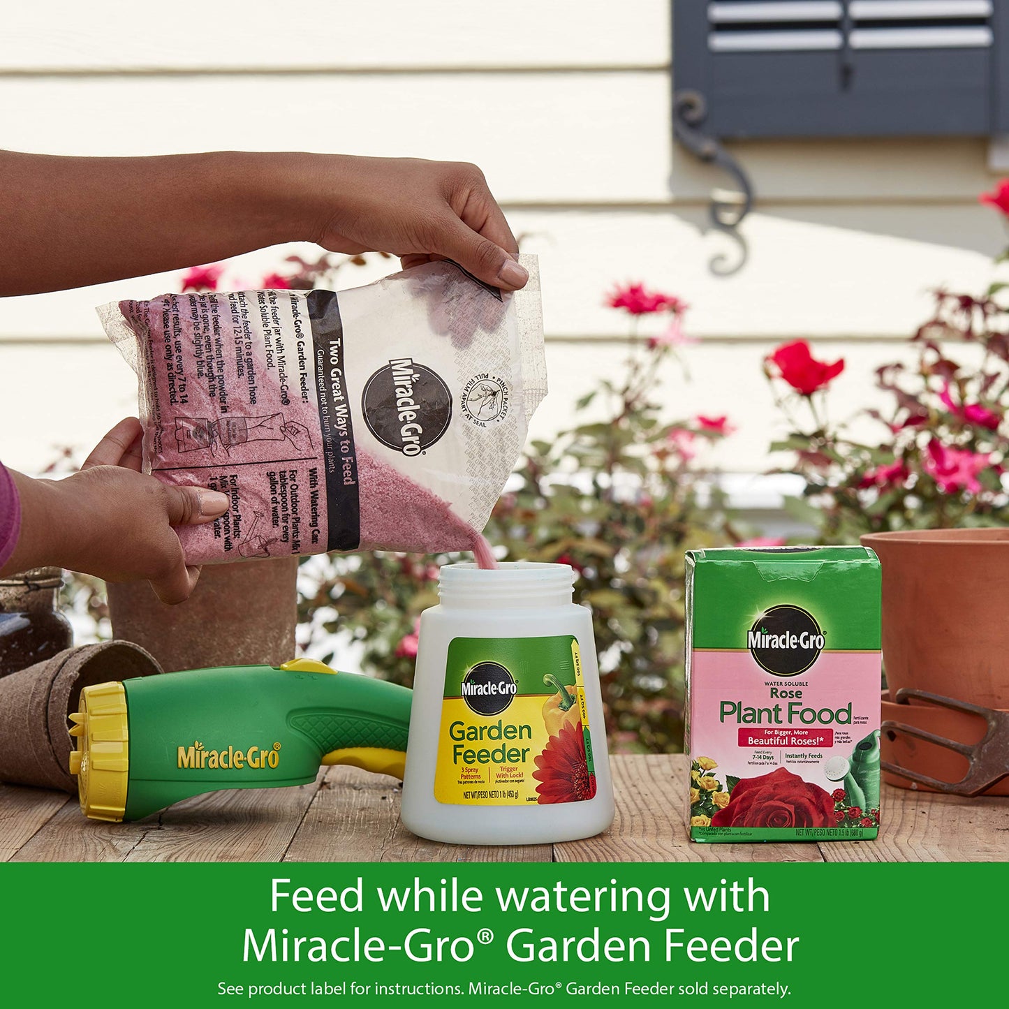 Miracle-Gro Water Soluble Rose Plant Food, 1.5 lb