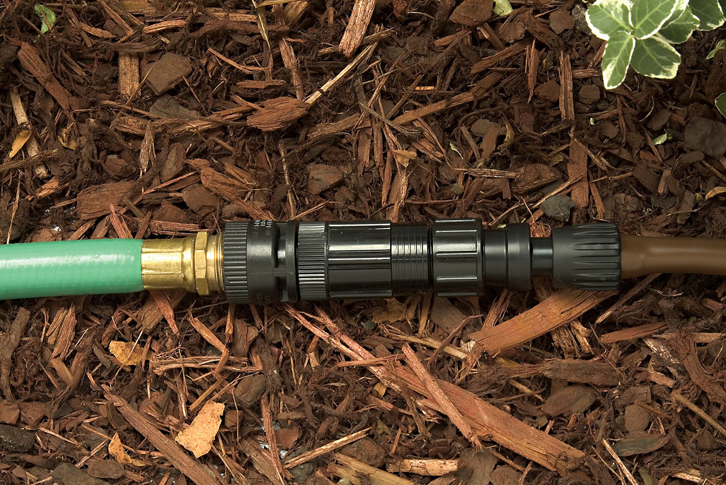 Rain Bird 1ZEHTMRP Premium Professional Grade Electronic Digital Hose End Timer/Controller, One Zone/Station, Battery Operated, Brass Inlet/Outlet