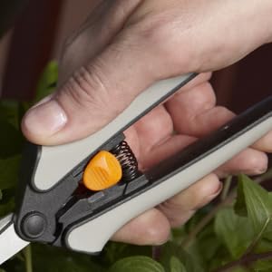 Fiskars 6" Pruning Scissors (2-Pack) for Flowers, Buds, Weeds and Small Plants, Garden Snips with Resin Resistant Nonstick Stainless Steel Blades, Gardening Trimmers with Comfortable Handle
