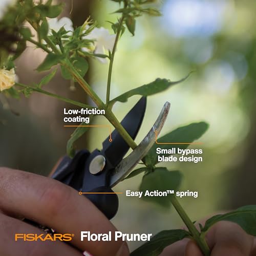 Fiskars 6" Pruning Scissors (2-Pack) for Flowers, Buds, Weeds and Small Plants, Garden Snips with Resin Resistant Nonstick Stainless Steel Blades, Gardening Trimmers with Comfortable Handle