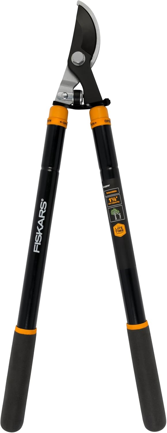 Fiskars 15-Inch PowerGear Loppers, Sharp Steel Blade Bush and Tree Trimmer, Cuts up to 1.25-Inch Diameter Branches, Rust Resistant and Lightweight Pruner, Yard Tools for Gardening