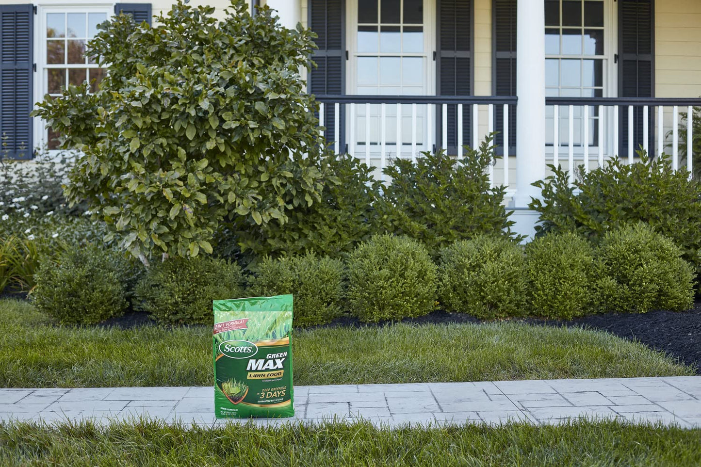 Scotts Green Max Lawn Food, Lawn Fertilizer Plus Iron Supplement for Greener Grass in 3 Days, 5,000 sq. ft., 16.67 lbs.