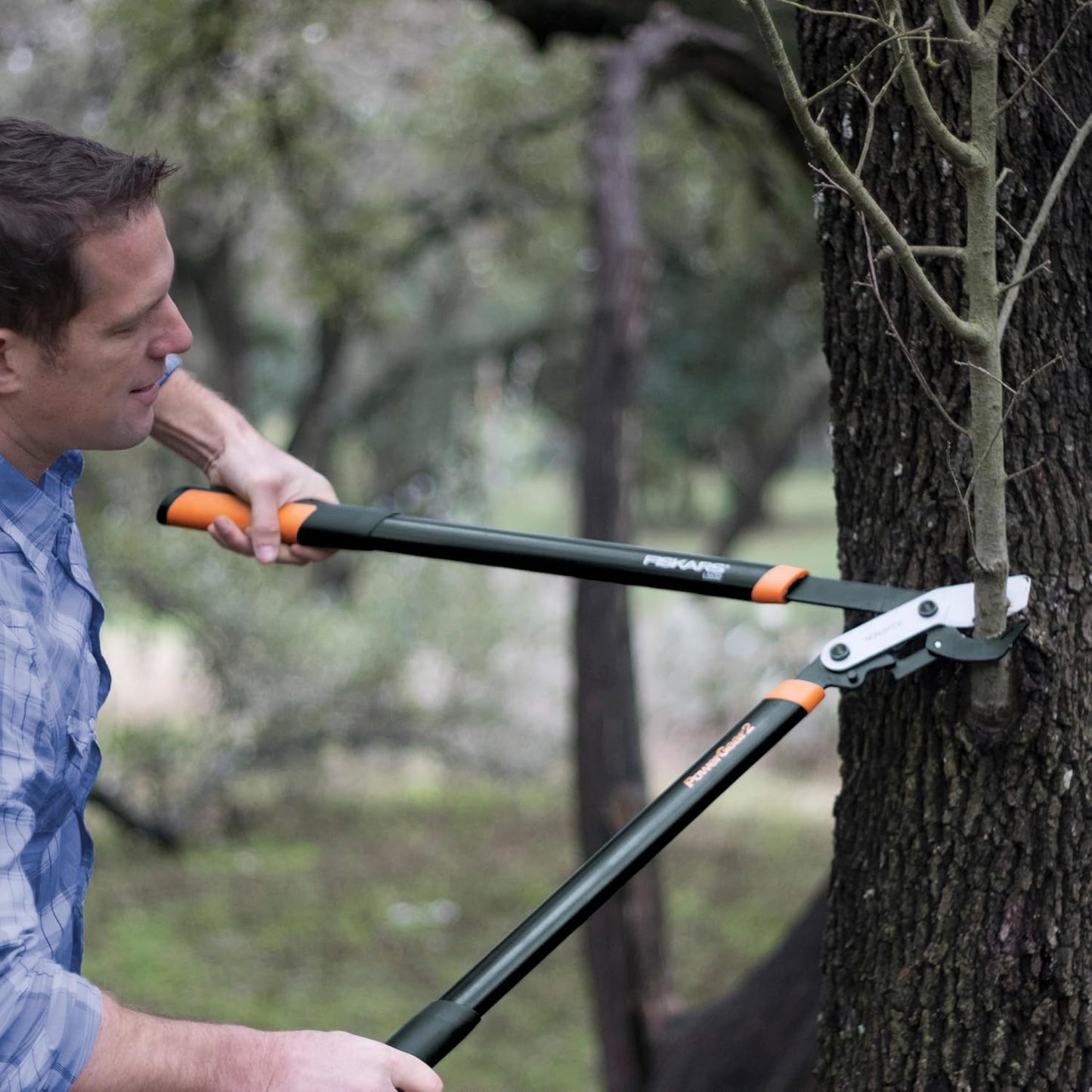 Fiskars 32-Inch Loppers for Tree Trimming, Heavy Duty, Low-Friction Sharp Steel Blade, Branch Cutter up to 2-Inch Diameter Cut Capacity, PowerGear2 Technology that Multiplies Power for Less Effort