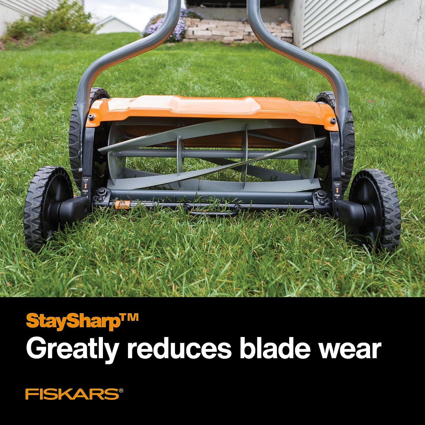 Fiskars Push Mower - 18" Cut Width Manual Reel Mower with No Motor - Grass Cutter with Steel Blades that Stay Sharp - Eco-Friendly Lawn Care