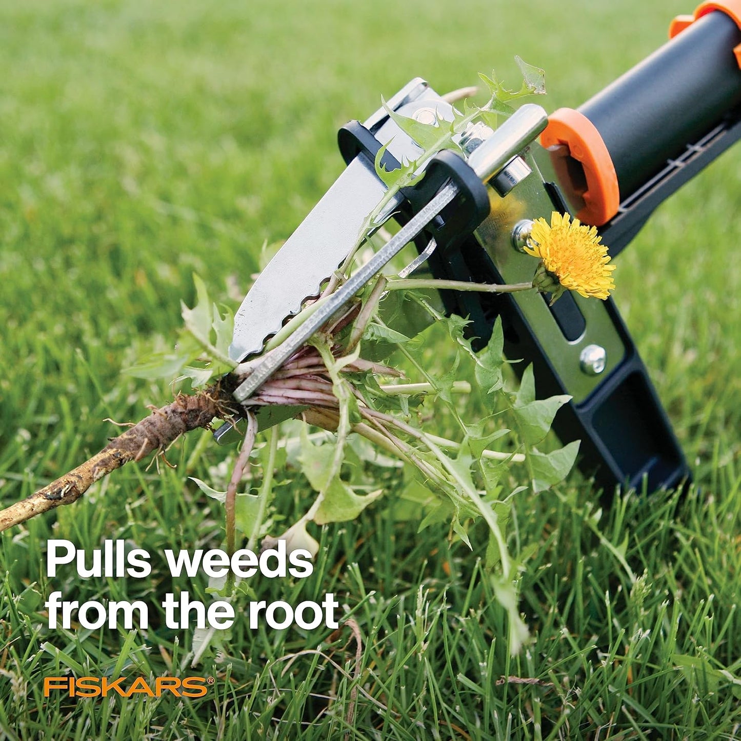 Fiskars 4-Claw Stand Up Weed Puller Tool, Gardening Hand Weeding Tool with 39" Long Ergonomic Handle with Easy-Eject Mechanism
